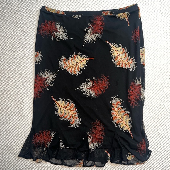 Express Floral Skirt Large - Picture 2 of 5